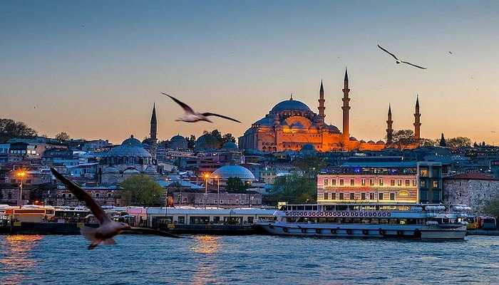 Tour  Istanbul e Cappadocia Giovedi